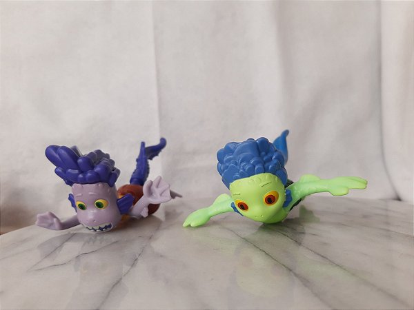 Bonecos de plástico Luca e Alberto desenho Luca Disney, coleção McDonald's