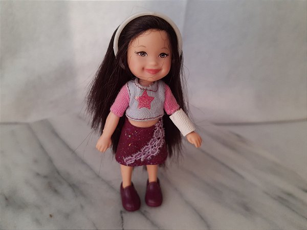Kayla amiga da Kelly do Sun flower park Mattel 2007  usada 11 cm