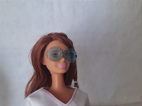 Barbie fashionistas #4 donut top com avarias, usada