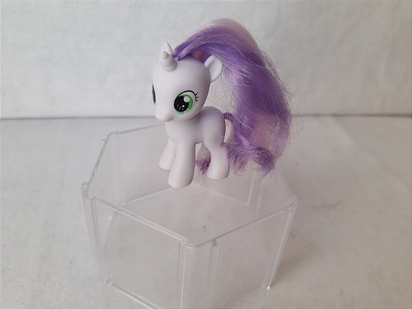 My Little Pony pre-school pals sweetie Belle, com corte parcial do rabo