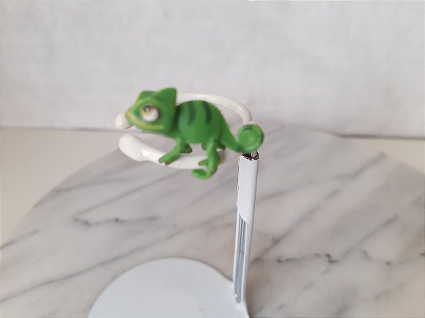 Miniatura Disney camaleão Pascal da Rapunzel.desenho Enrolados. 3,5cm comprimento