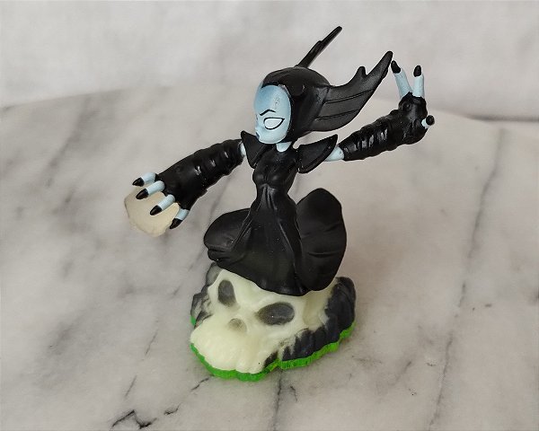 Skylanders Hex 7 cm de altura, usado