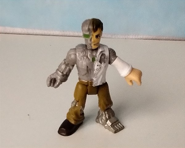 Imaginext boneco Metallo  DC vilão do Superman, usado