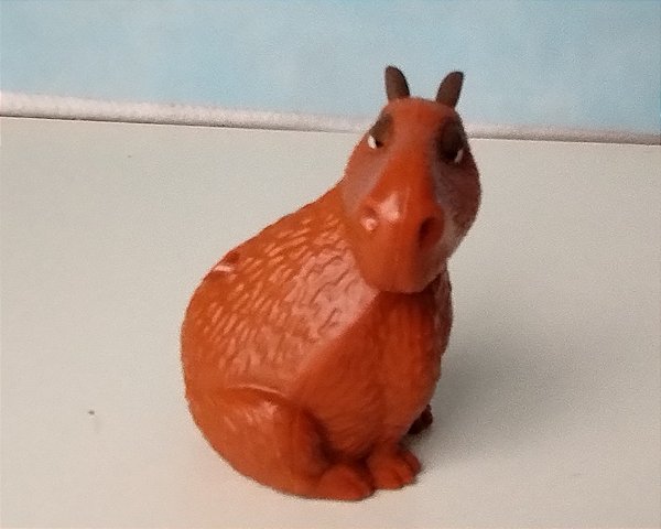 Capivara de plástico Chispi do Encanto Disney, Col. McDonald's , usado