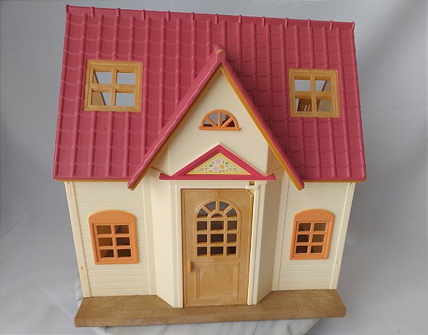Sylvanian families minha primeira casinha com uma coelhinha, usada