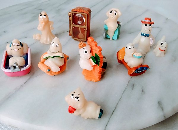 Coleção fantasmini fantasminhas brilham no escuro coleção Kinder ovo, anos 90