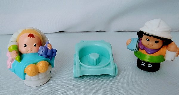 Bonecos Little people tema bebe, usados,