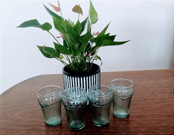Copos de vidro de seixo,texturizado,  Enjoy Coca cola, anos 90 , 4 unidades, capacidade 120 ml