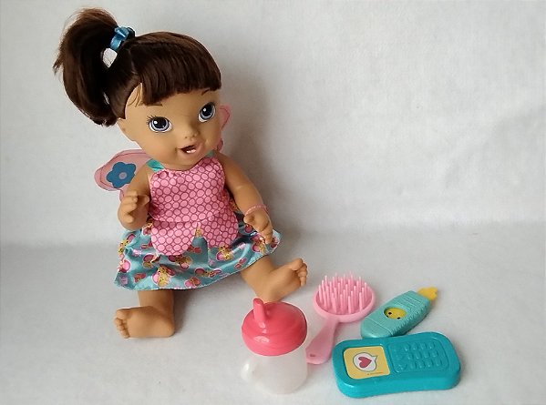 Boneca Baby Alive Brianna, Festa das Borboletas, acessórios aleatórios, 30 cm, Hasbro um