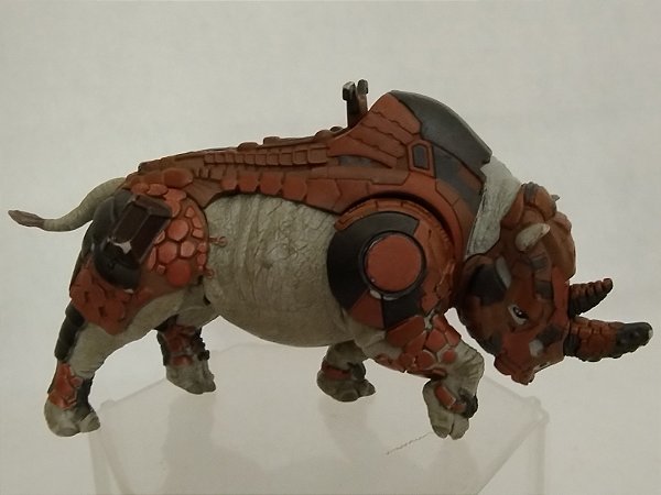 Figura Guarda Rinoceronte do Pantera Negra Marvel 2017 usado 15 cm de comprimento