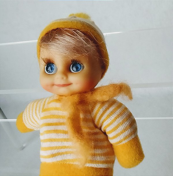 Anos 80, Boneca Minuche amarela da Trol,  16 cm usada