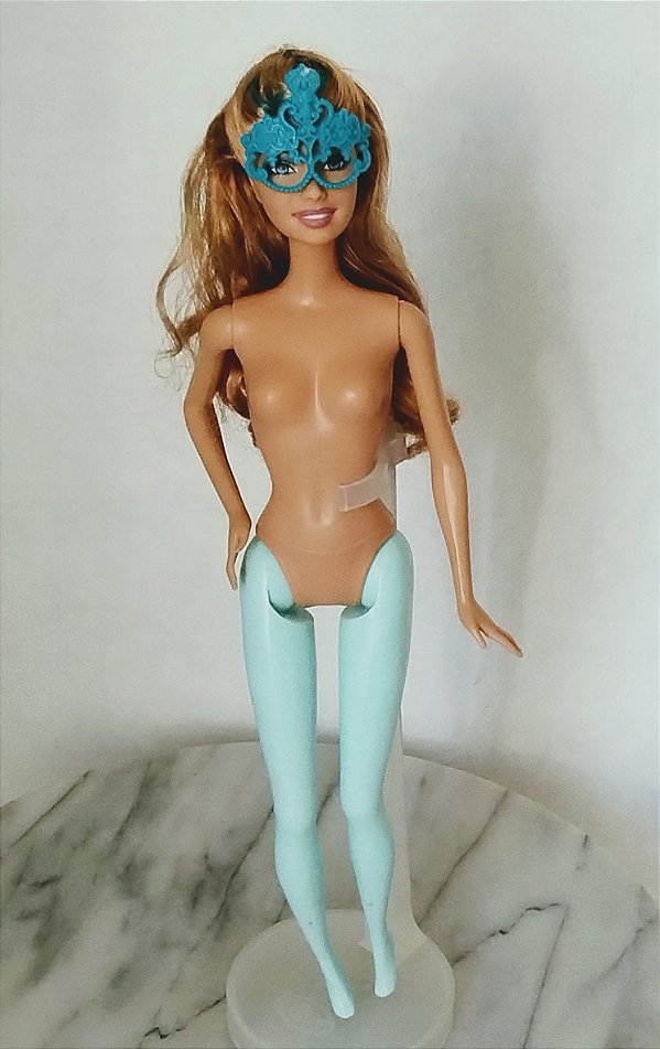 Boneca  Aramina coleção Barbie e as 3 mosqueteiras, sem roupa nem sapatos, Mattel 2009