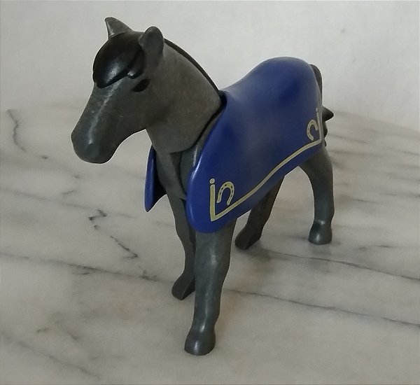 Playmobil , cavalo medieval de manta azul