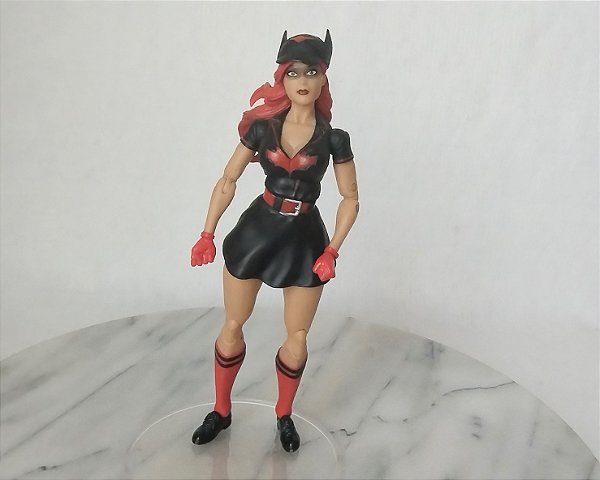 Boneca Dc Collectibles Bombshells Batwoman By Ant Lucia loose 19cm