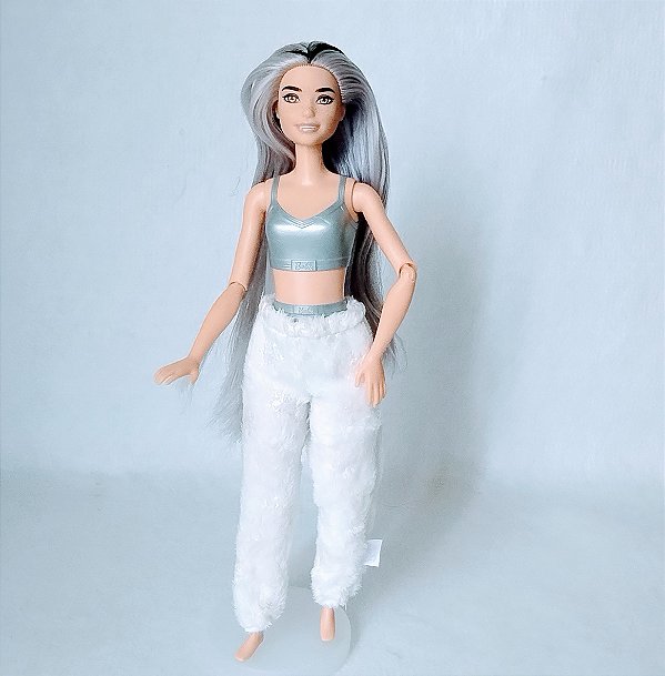 Barbie color reveal cutie ,(sem acessórios de snowflake ou urso polar)