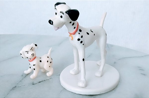 Miniatura Disney de vinil Dálmatas do 101 Dálmatas, grande da Applause 6 cm e o pequeno de 3 cm