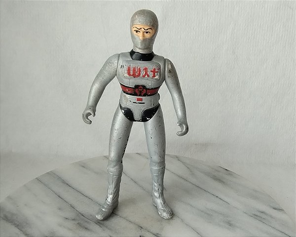 Boneco Ninja Cinza Apolo 18cm