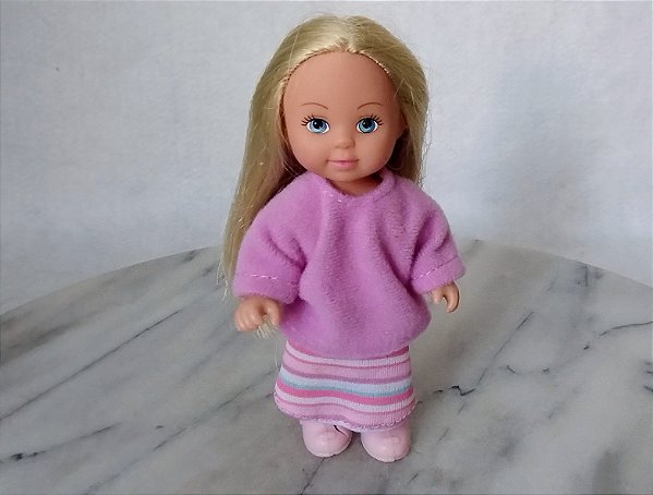 Boneca Evi Love da marca Simba, 12cm usada