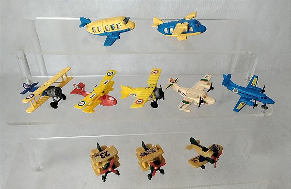 Aviões  da coleção Kinder ovo anos 90, lote de 10 variados