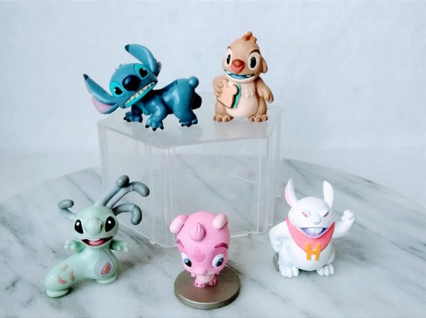 Miniatura Disney Store 2003 Stitch e 4 primos cartoon Lilo e Stitch, media 5 cm de altura