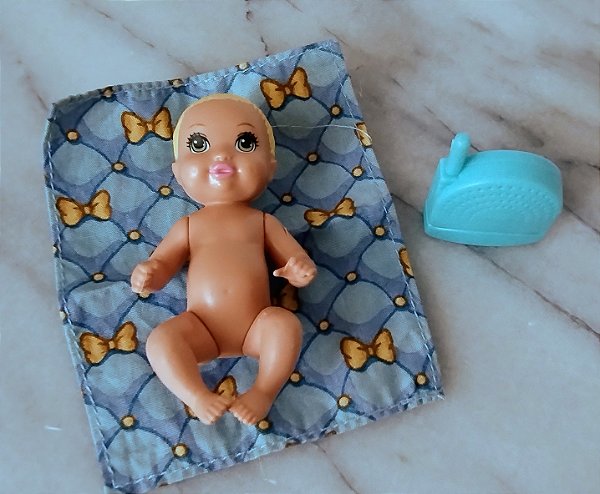 Bebe com acessório do playset Skipper como babysitter, coleção Barbie