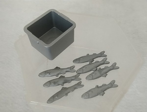 Playmobil,  7 peixes e uma caixa