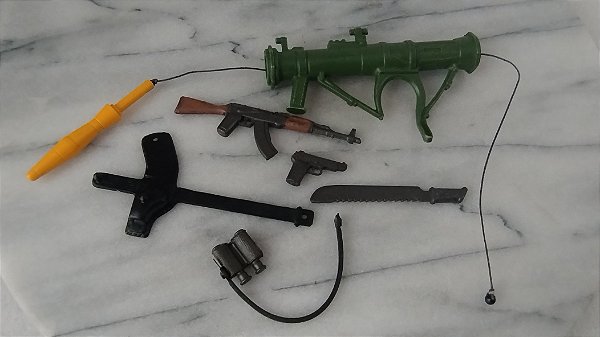 Lote de acessórios boneco Sargento Sgt Havoc serie rambo