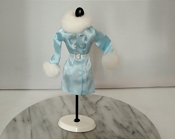 Vestido azul acetinado da Barbie Boutique Fashion Avenue mattel 1996