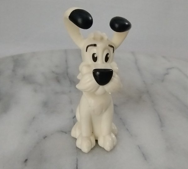 Miniatura cachorro Idefix 7,5 cm de altura do Asterix coleção McDonald's 2012