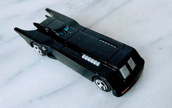 Miniatura Hotwheels Batmóvel Batman animated series 2017