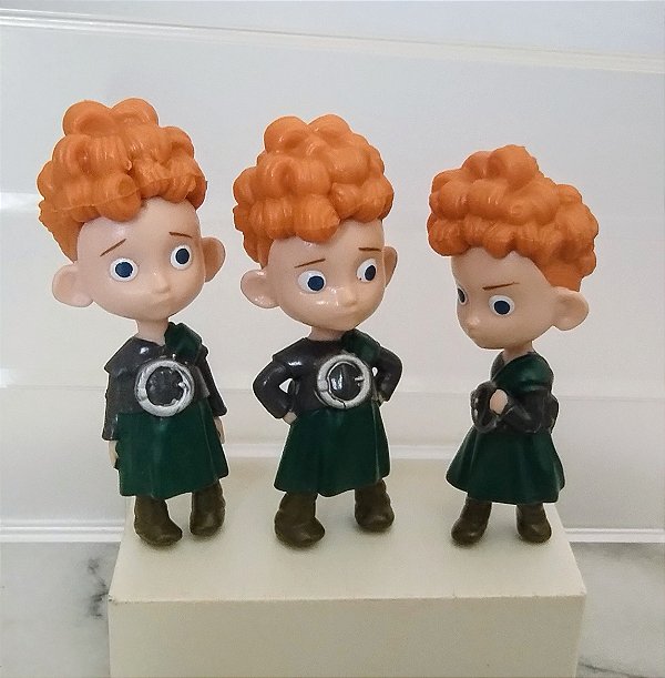 Miniatura Disney irmãos trigêmeos da Merida, desenho Valente, medem 5,5 cm