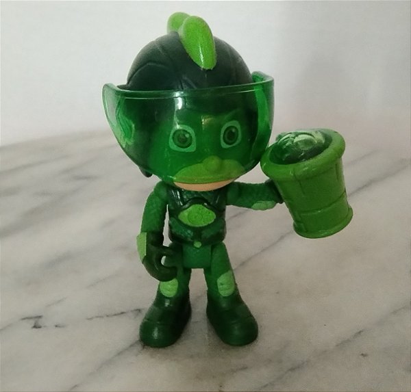 Boneco articulado Lagartixo do PJ Masks coleção herois da aventura lunar , 9 cm