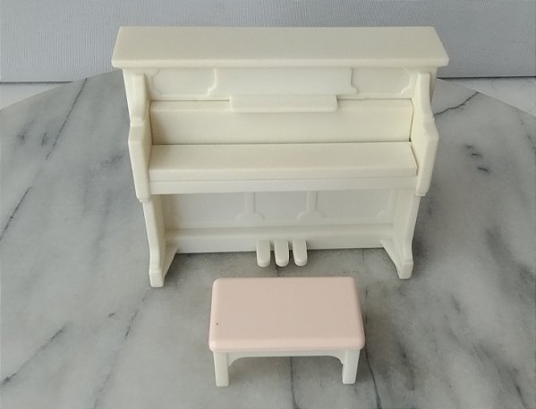 Sylvanian Families, piano com banco