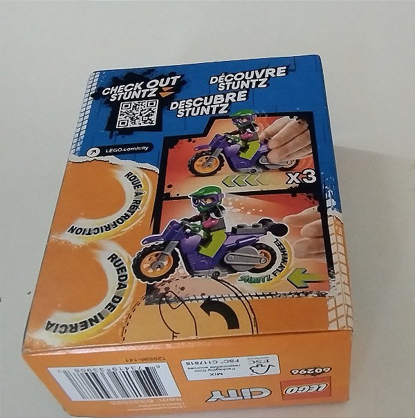 Lego 60296 stunt bike/moto acribatica , 14 pecas, nova, lacrada