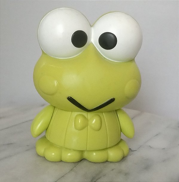 Bineco de plástico Keroppi Sanrio da coleção McDonald's 2007, 12 cm