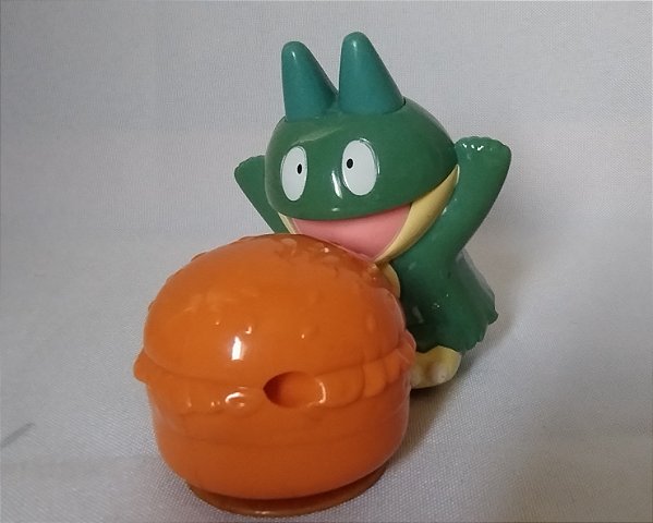 Boneco pokémon Munchlax McDonald's 2005