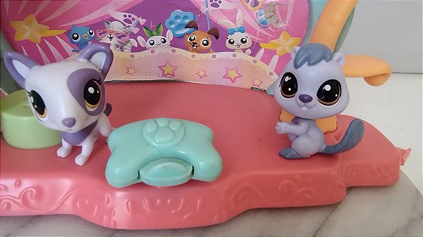 LPS pets in the city # 173 bluesy Beaver e # 194 Bull terrier