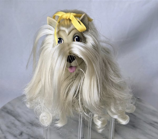 Cachorro Fofi dogs cinza de fita amarela, 13cm de comprimento e 11cm de altura, Estrela anos 80