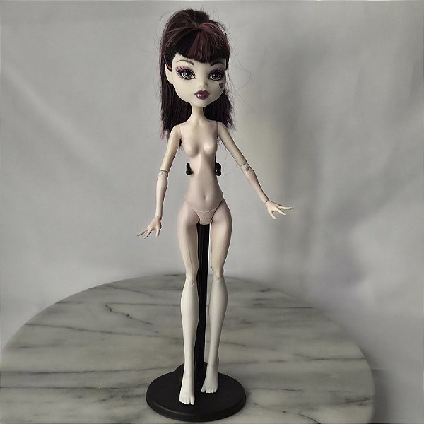 Boneca Monster High Draculaura sucata praia G1
