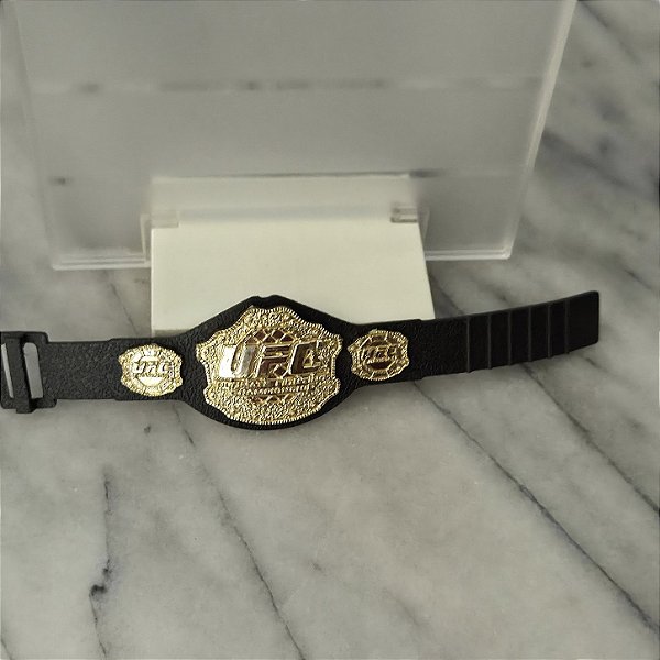 Cinturão UFC para bonecos lutadores, 13 cm, Mattel 2010