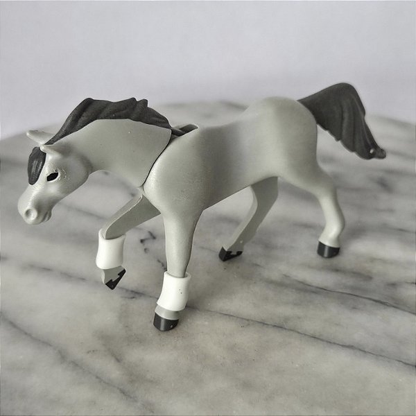Playmobil cavalo cinza