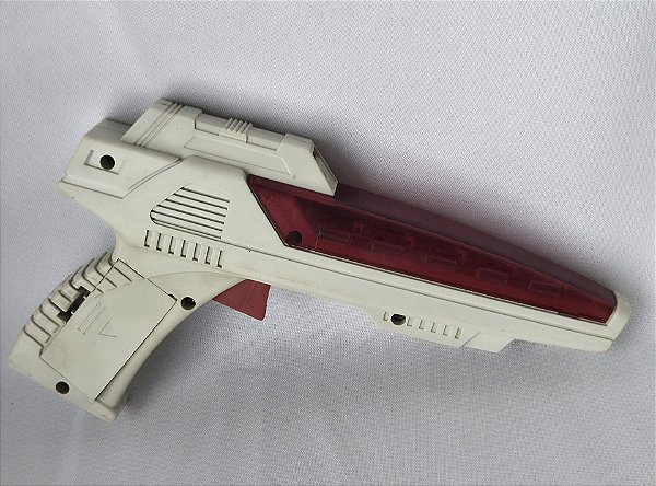 Brinquedo de plastico pistola laser com variedades de som e luz, anos 80, sem marca, 23x15x4 cm