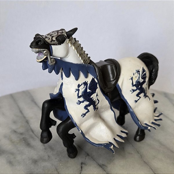 Miniatura de vinil Papo 2006, cavalo do Rei Dragão azul 9 cm de altura e 11 cm comprimento