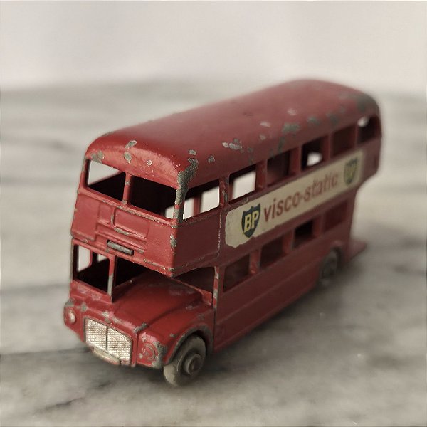 Anos 60 Miniatura metal Lesney England No.5 Onibus double decker Routemaster ,versao srm escada