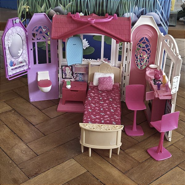 Casa de ferias da Barbie portatil Mattel 2014