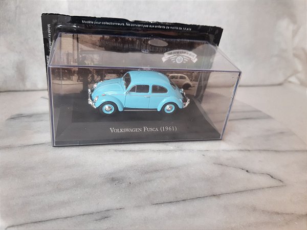 Miniatura de metal VW Fusca 1961 , 1;43, carros inesquecíveis, lacrado
