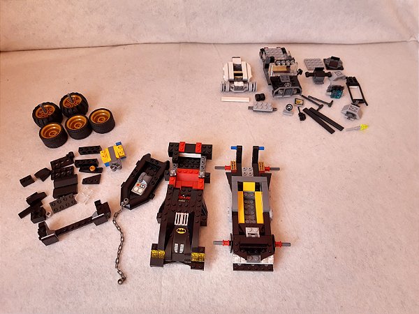Lego, lote de peças avulsas, da DC comics e Marvel