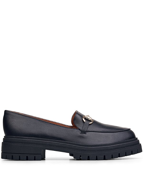 Loafer Preto com detalhe Frontal Dourado