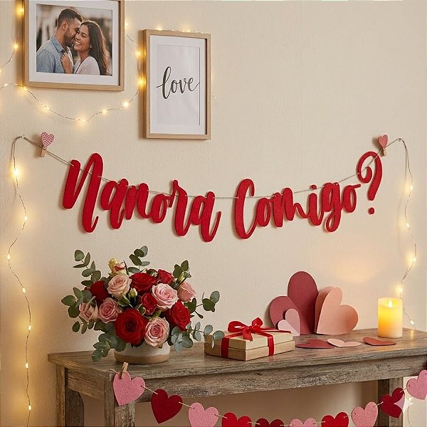 Faixa Decorativa 'Namora Comigo?' - 01 unidade - Cromus Festa Romântica - Rizzo Embalagens