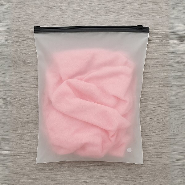 Saco Trilho Zip Preto - Transparente Fosco Com Furo - 15x20cm - 50 unidades - Rizzo